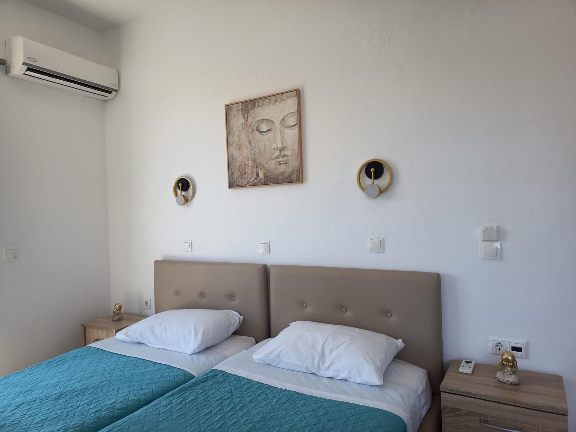Lilian'S Seaview-Party Street-Youth Studios Rhodes City Zimmer foto