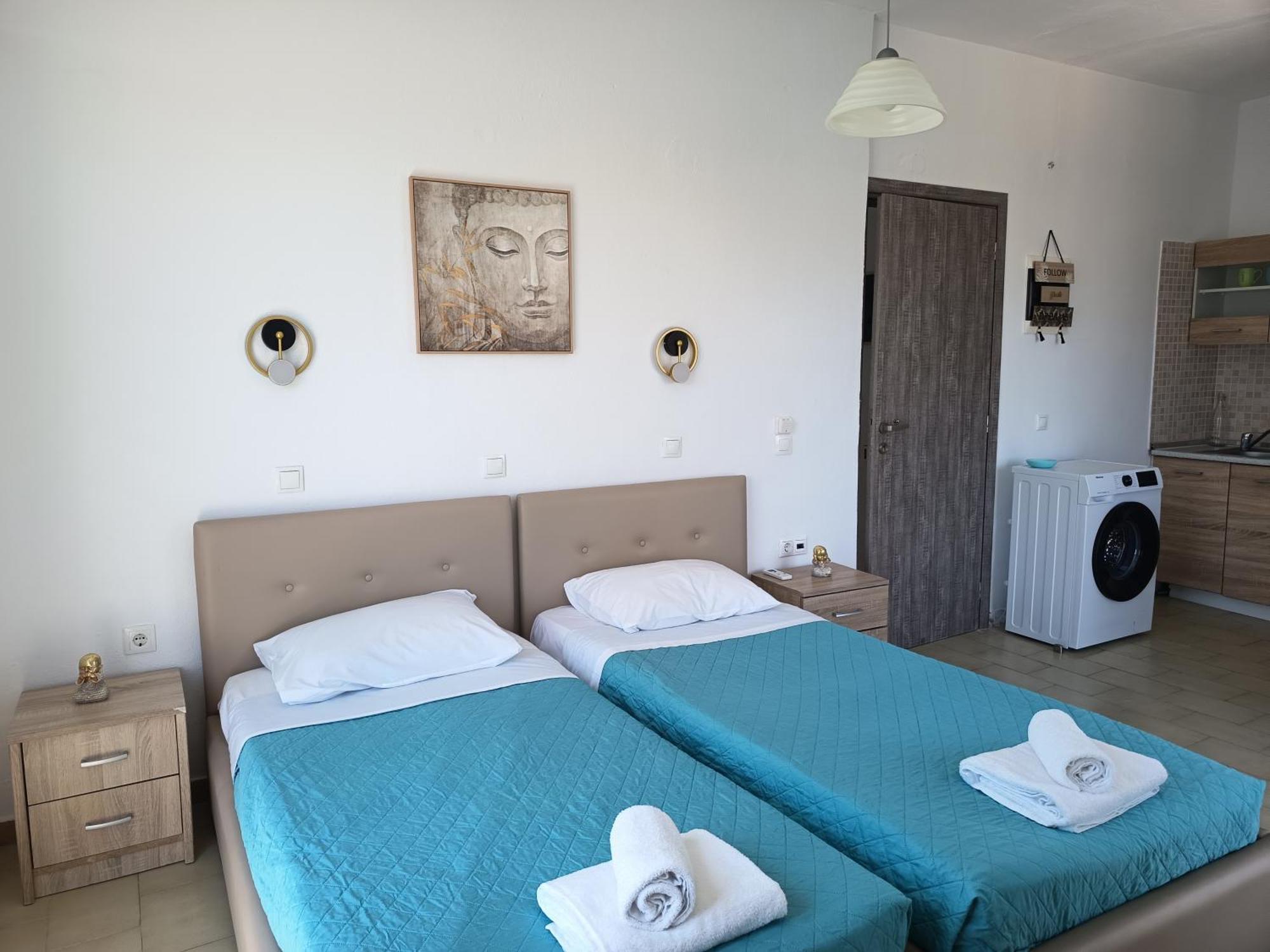 Lilian'S Seaview-Party Street-Youth Studios Rhodes City Zimmer foto